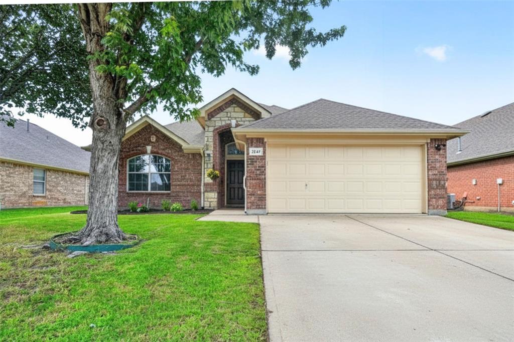 1347 Lake Forest Drive — photo