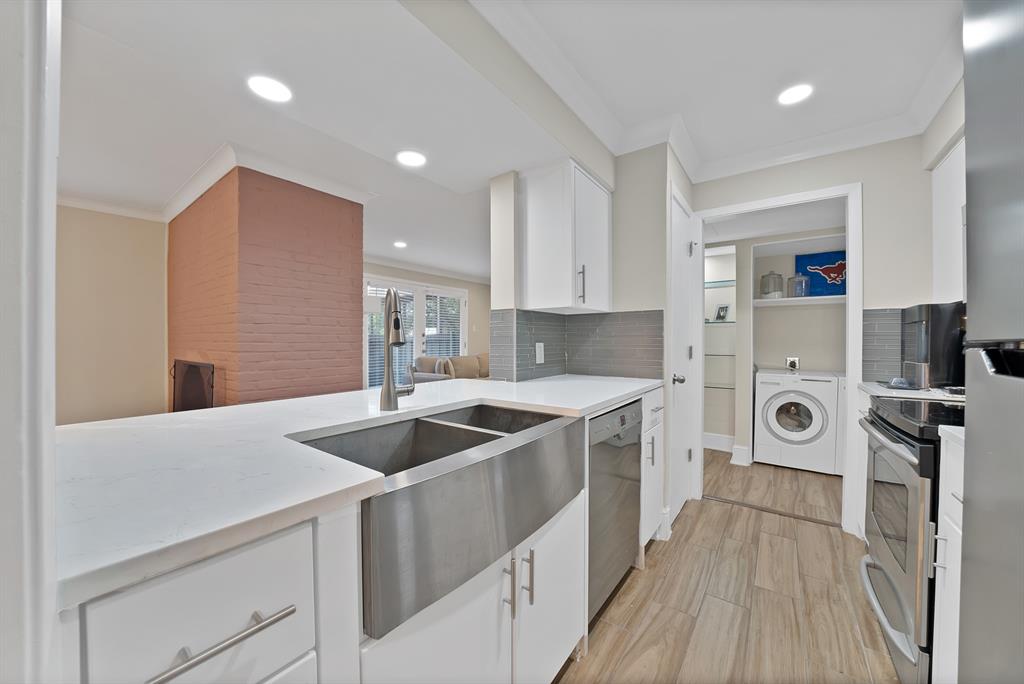 5904 Sandhurst Lane 145 — photo