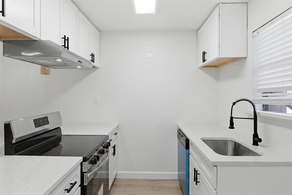 8110 Skillman Street 1034 — photo