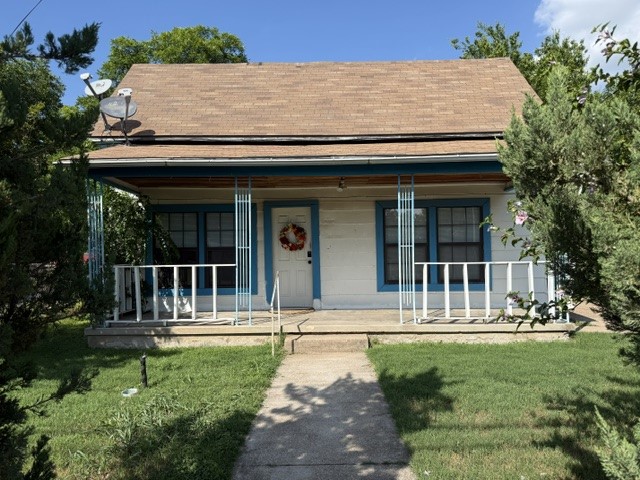 671 N. Race — photo