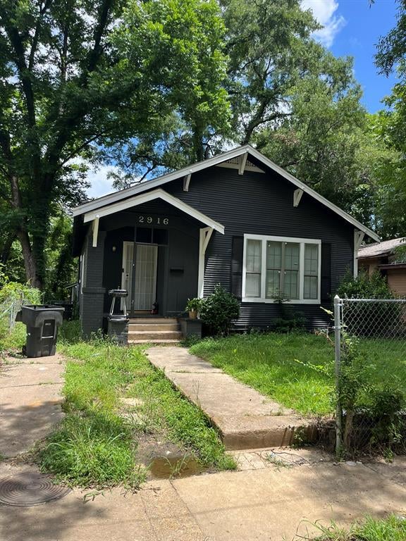2916 Jackson Street — photo