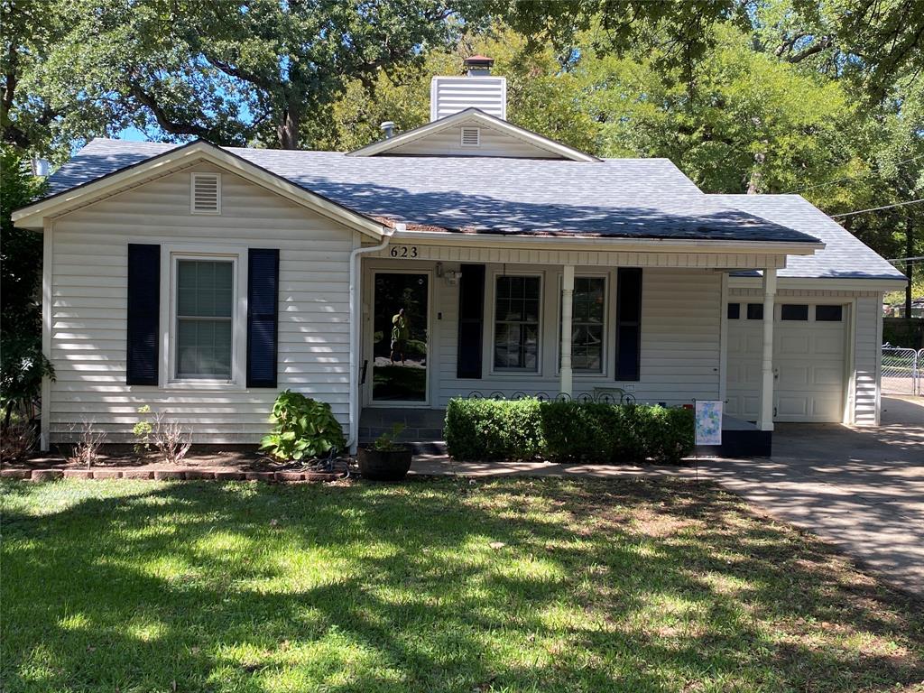 623 Club Oak Drive — photo