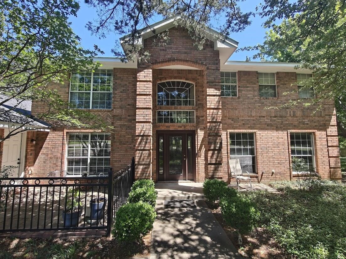 5210 Cliff Haven Drive — photo