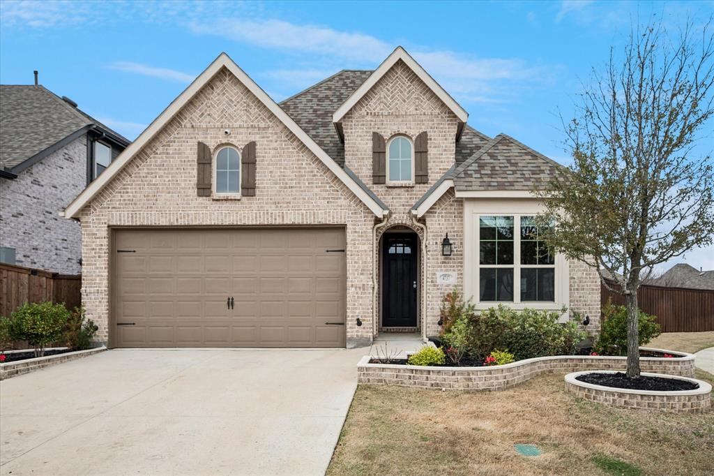 4737 Pin Oak Court — photo