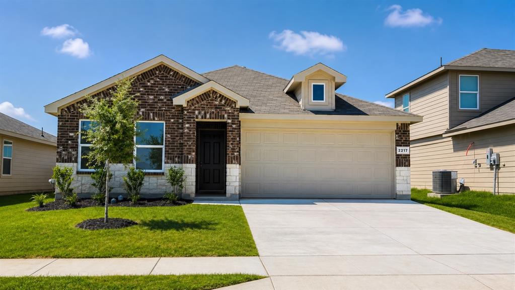 2217 Bakersfield Drive — photo