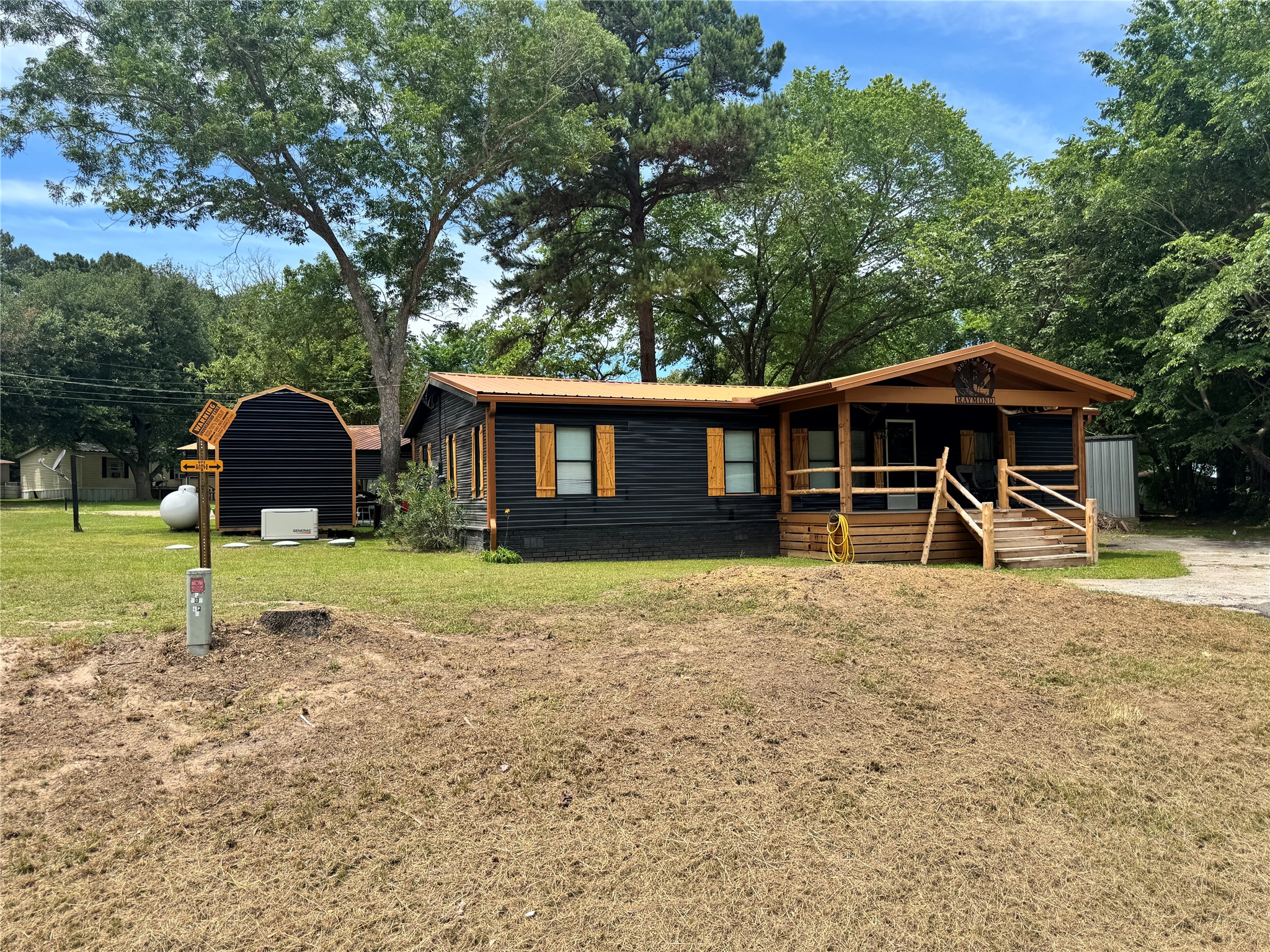 20414 Hillside Drive — photo