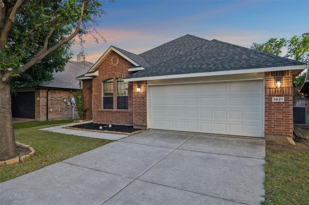 5621 Crestwood Drive — photo