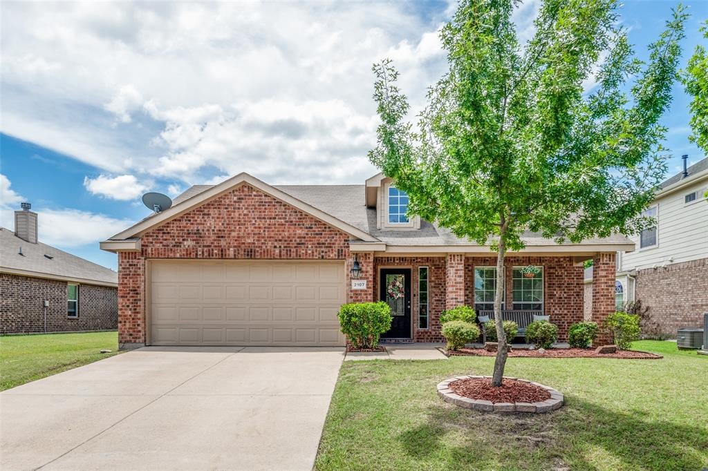2107 Thistle Lane — photo