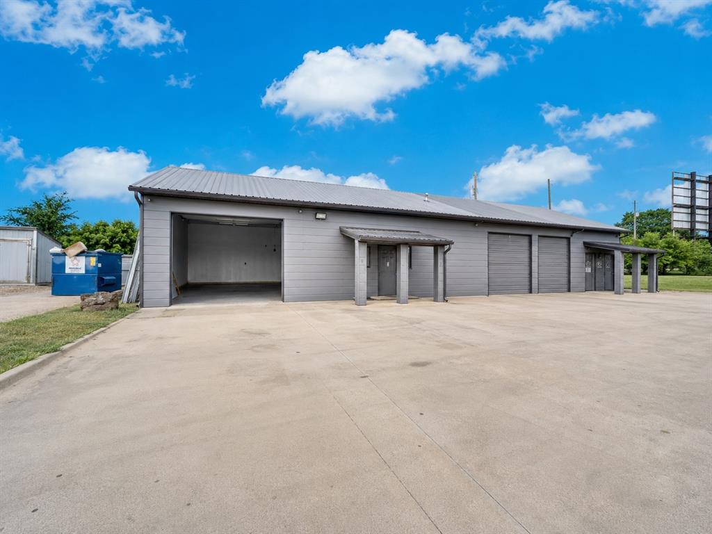1650 FM 66 1a — photo