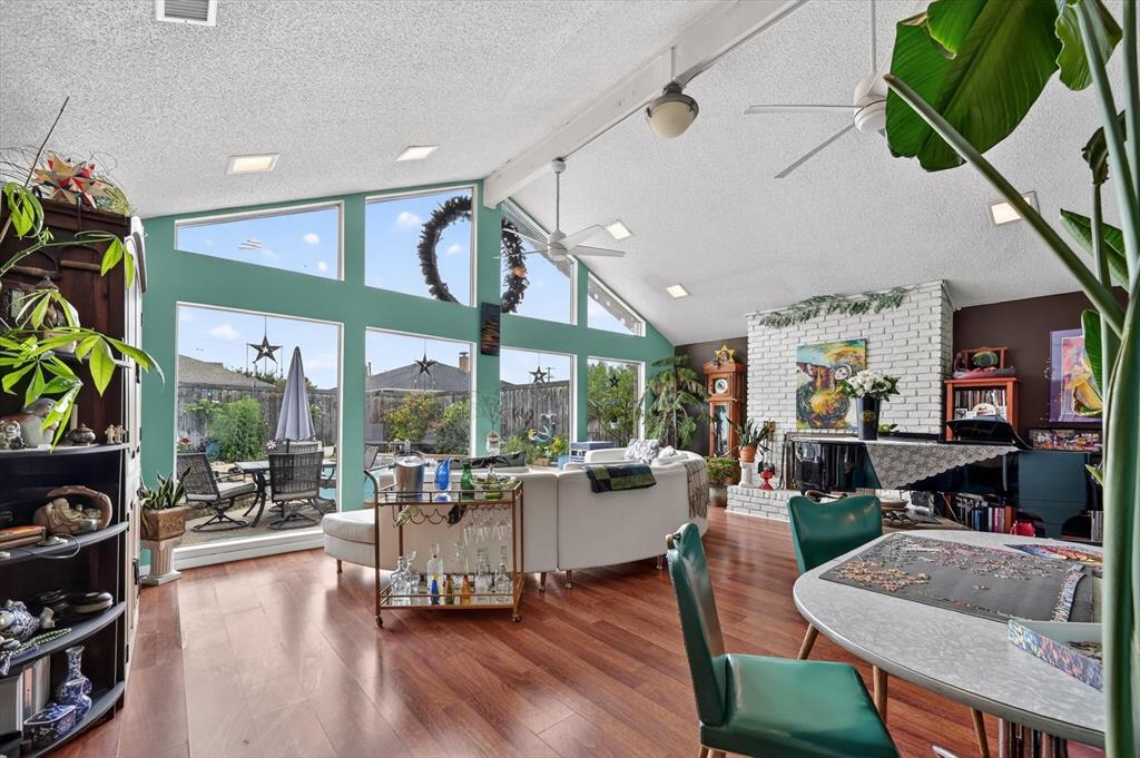 10015 Chimney Hill Lane — photo