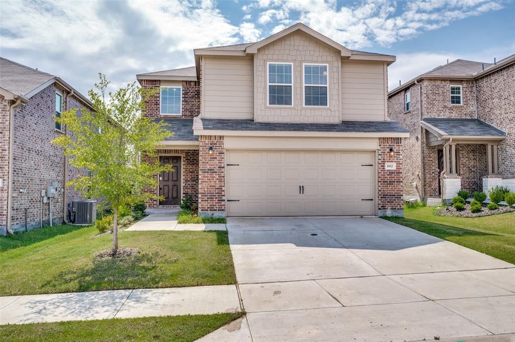 882 Breakwater Drive — photo