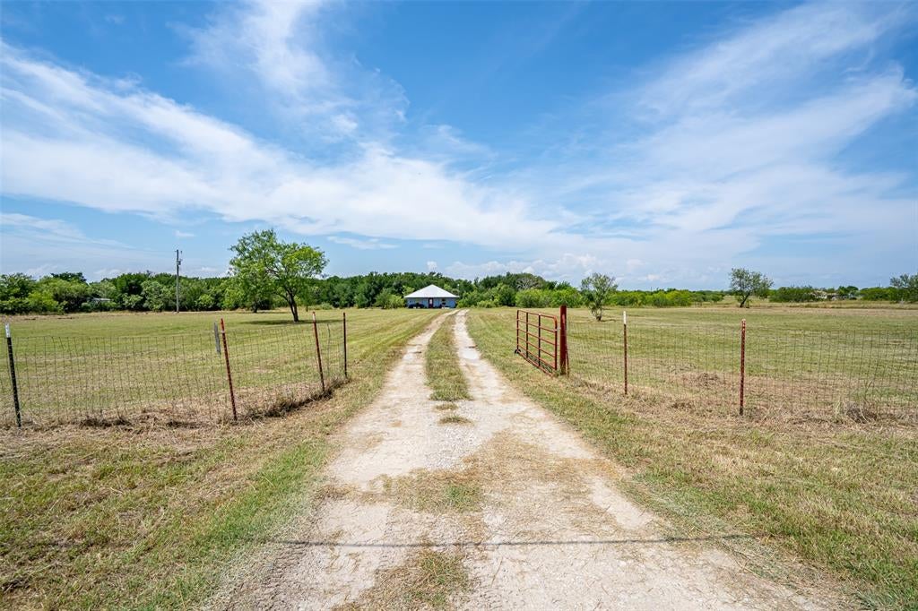 166 Private Road 1404 — photo