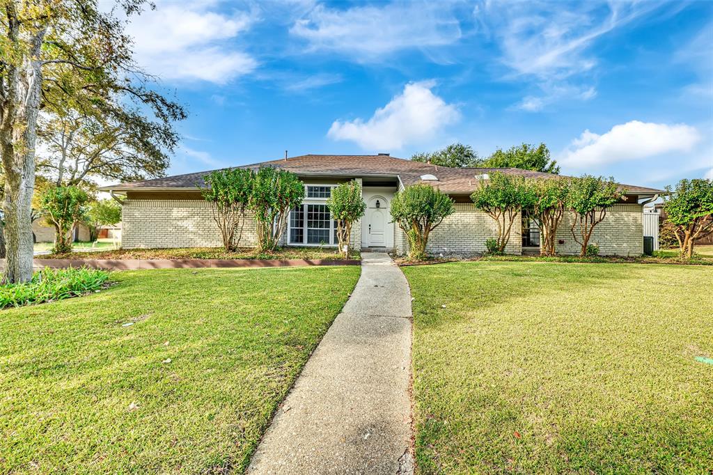 12401 Pleasant Valley Drive — photo