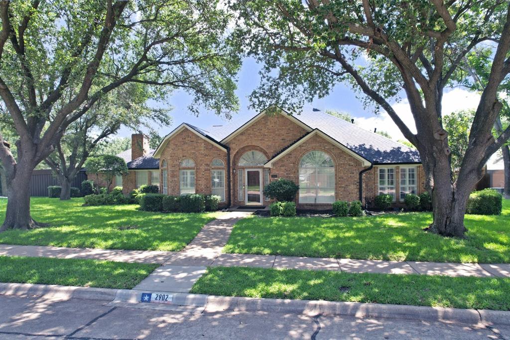 2902 Live Oak Drive — photo