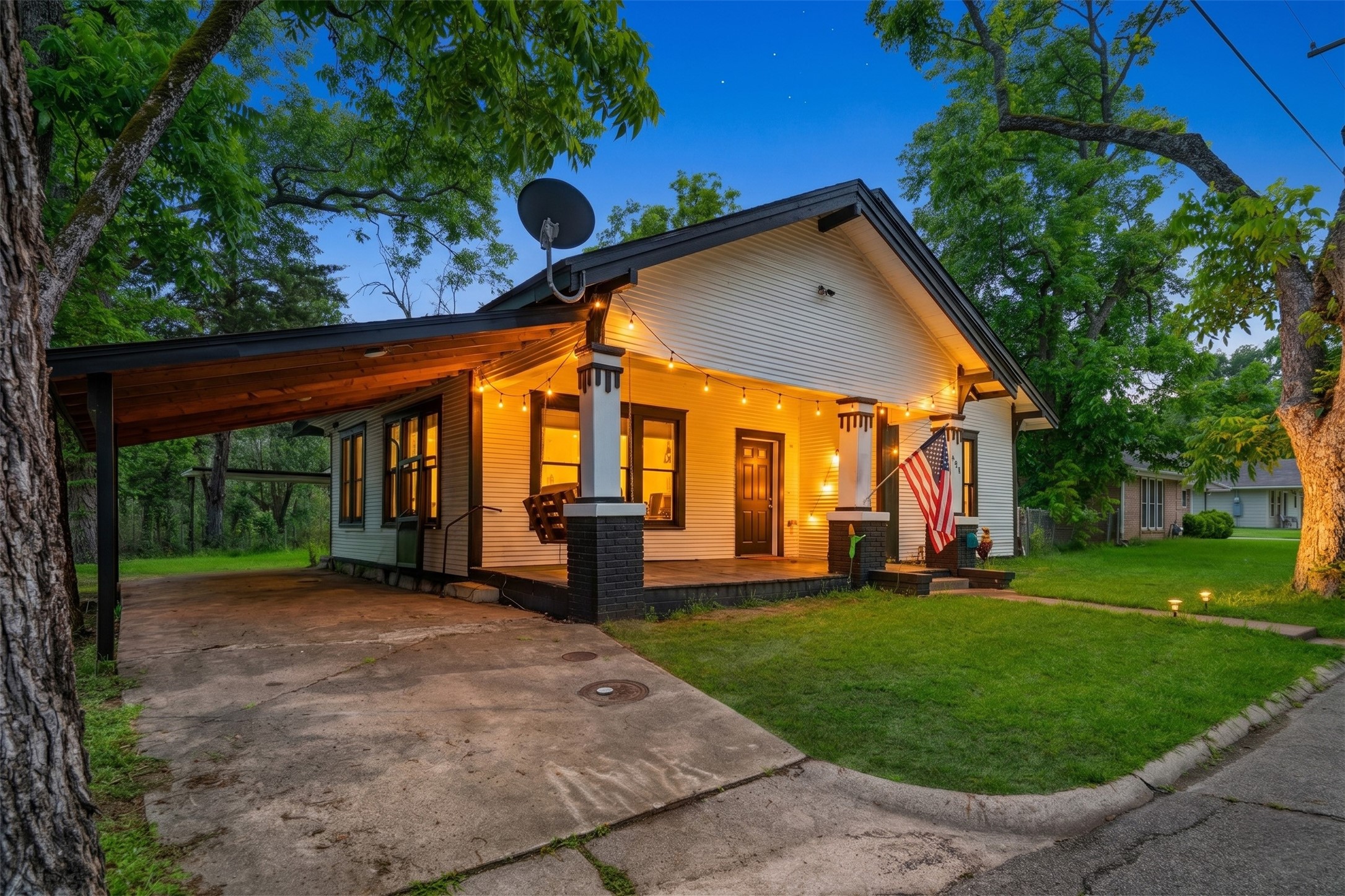 403 Monroe, Deport, TX 75434 — photo 2