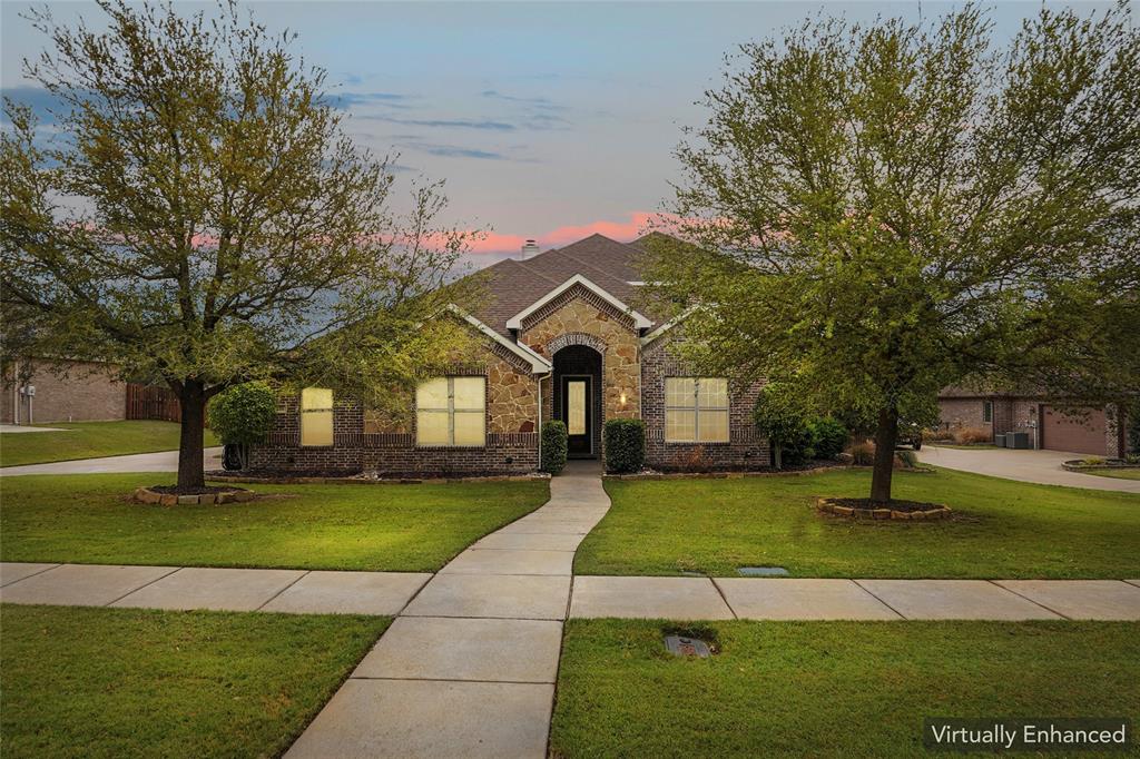235 Williamsburg Lane — photo