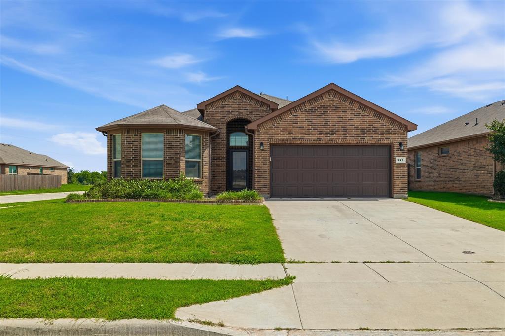 948 Meadow Scape Drive — photo
