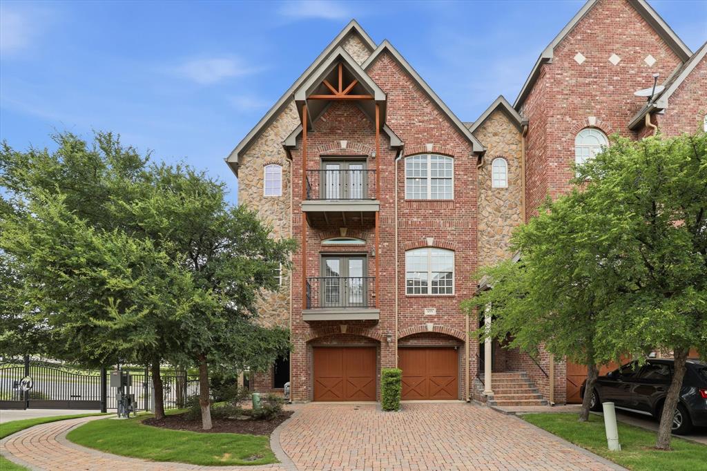 655 Rockingham Drive, Irving, TX 75063