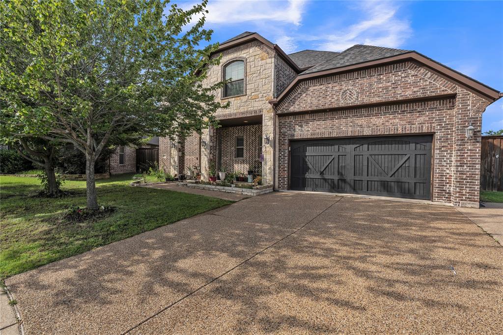 800 Goose Court — photo