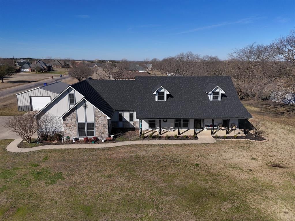 733 Ridgeview Drive — photo