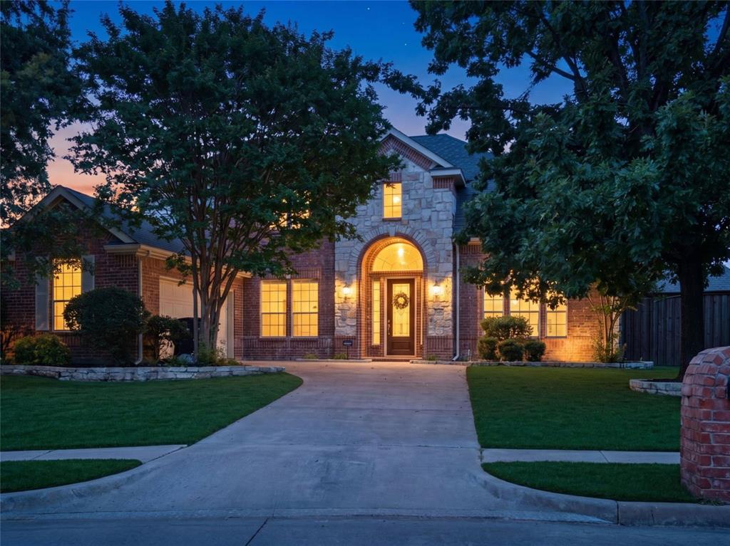 802 Shadybrook Drive — photo