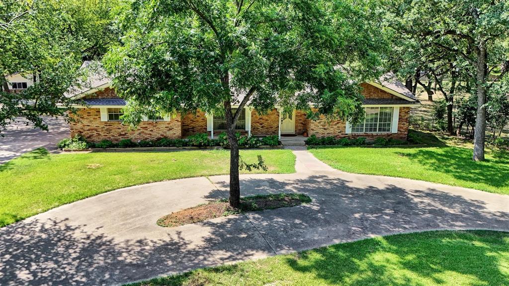 638 Arawe Circle E — photo
