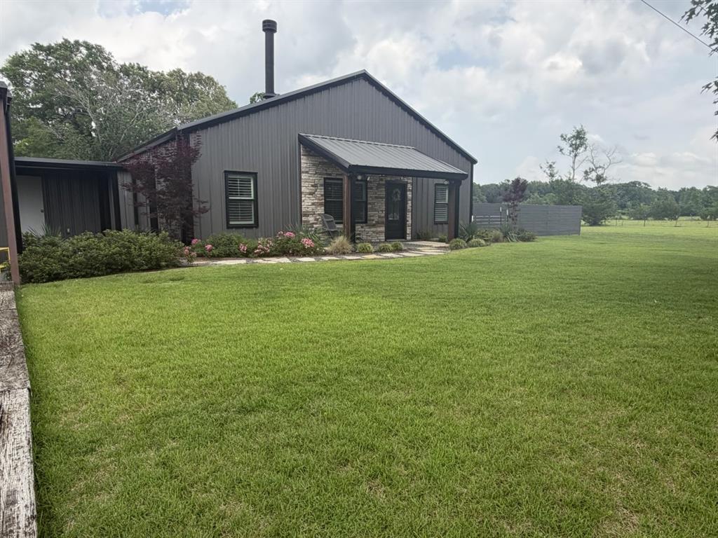 276 FM 71 — photo