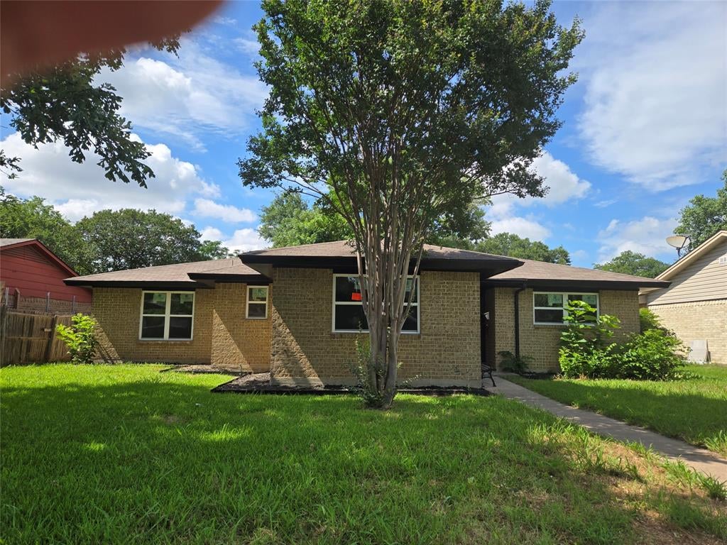 1509 Bowie Street — photo