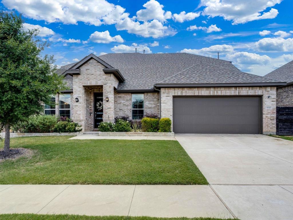1021 Daylily Drive — photo