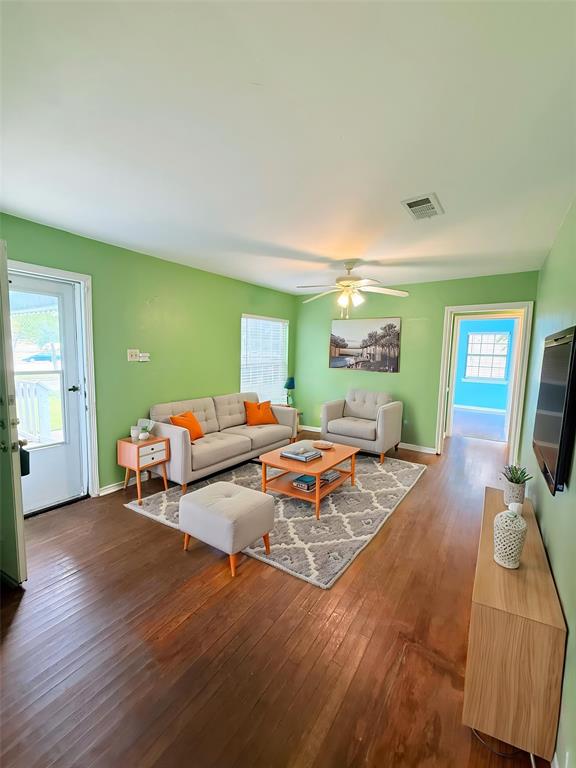 11827 Gaston Parkway — photo
