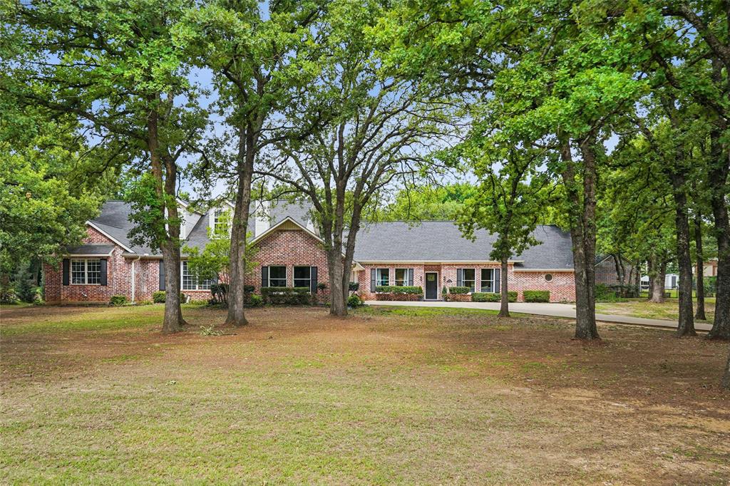 915 Skyline Drive — photo