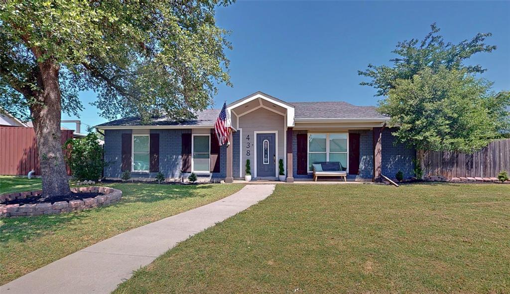 438 Willow Springs Drive — photo