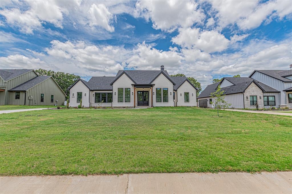 360 Dalton Road — photo