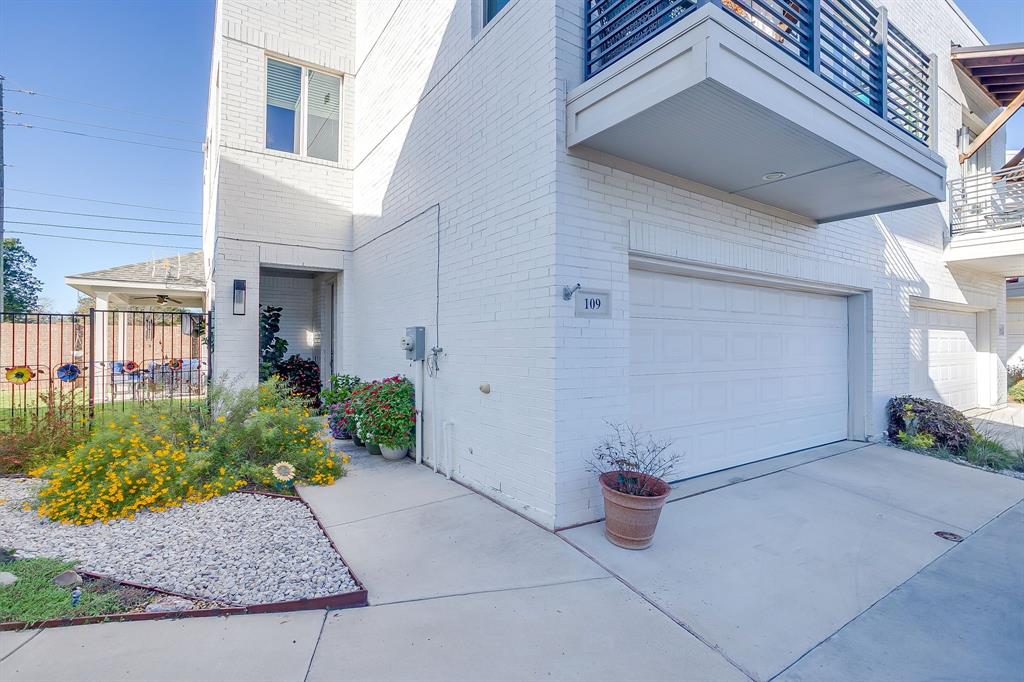 109 Crossroads Circle — photo