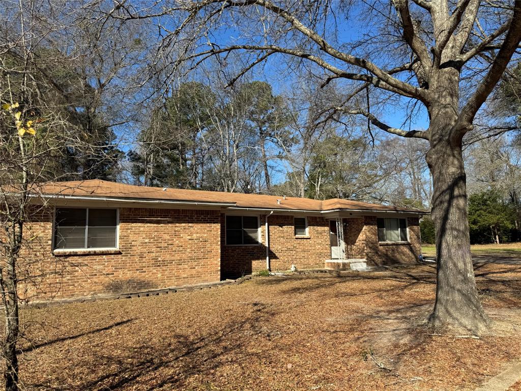 259 Lone Oak Drive — photo