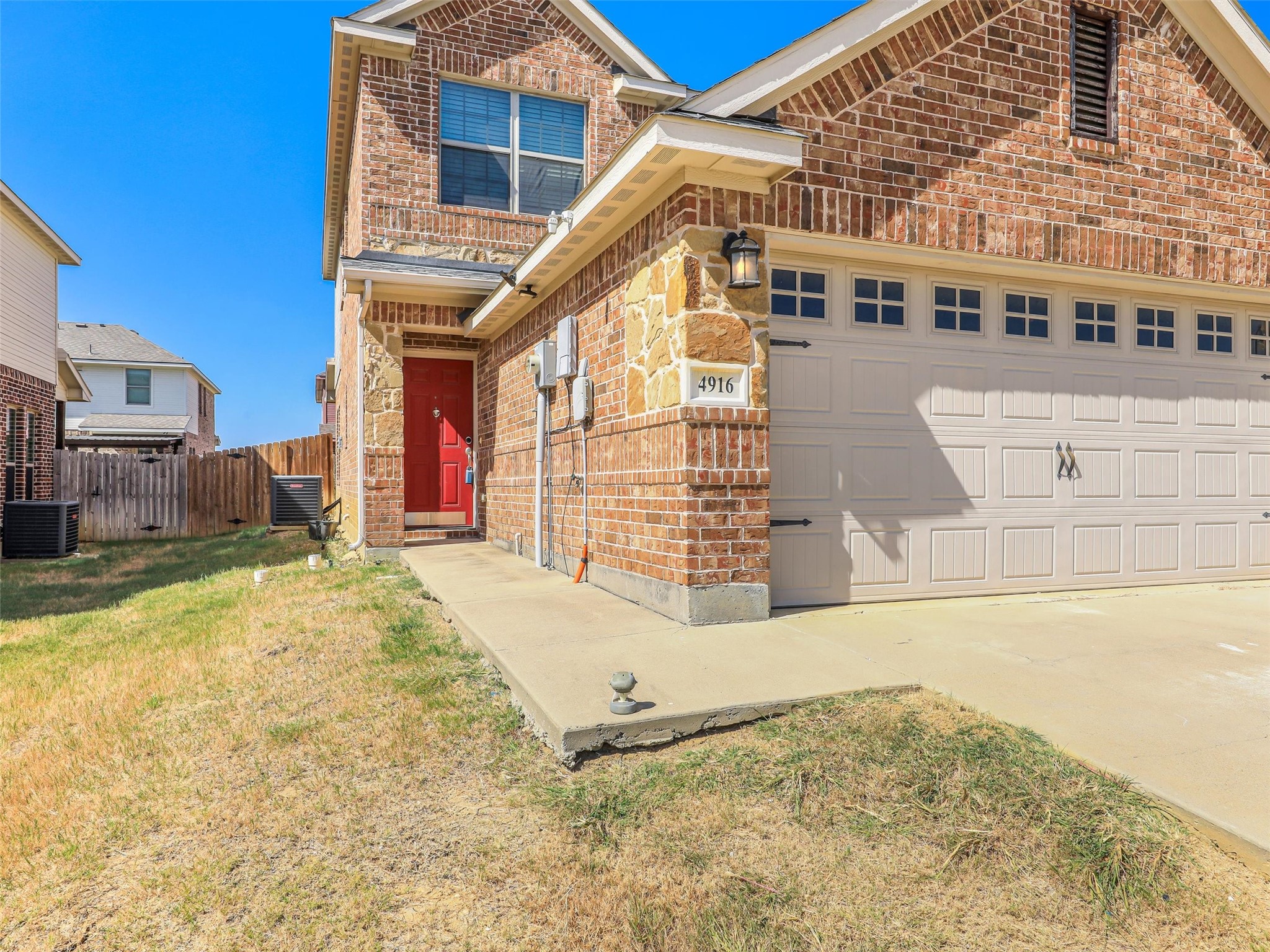 4916 Villas Drive 4916 — photo