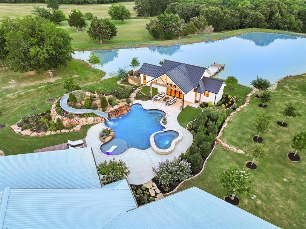 192 McClain Lane — photo