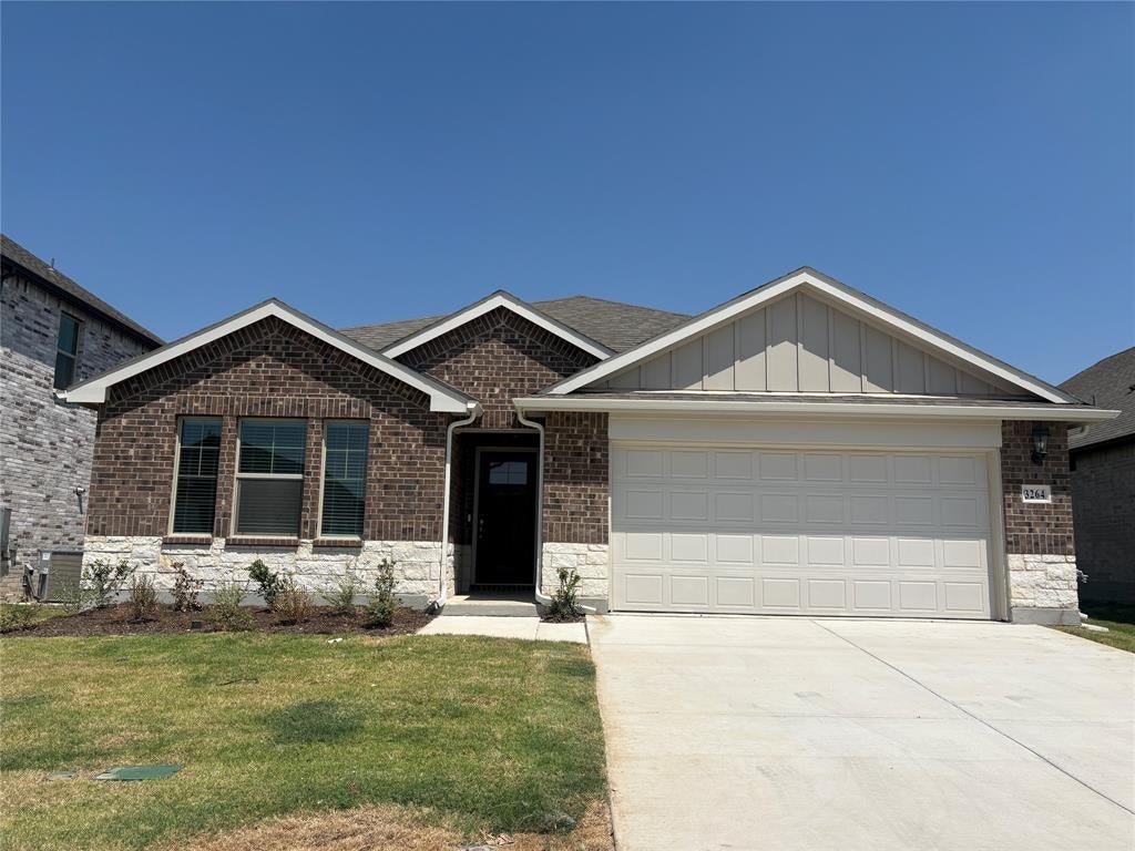 3264 Mint Springs Street — photo