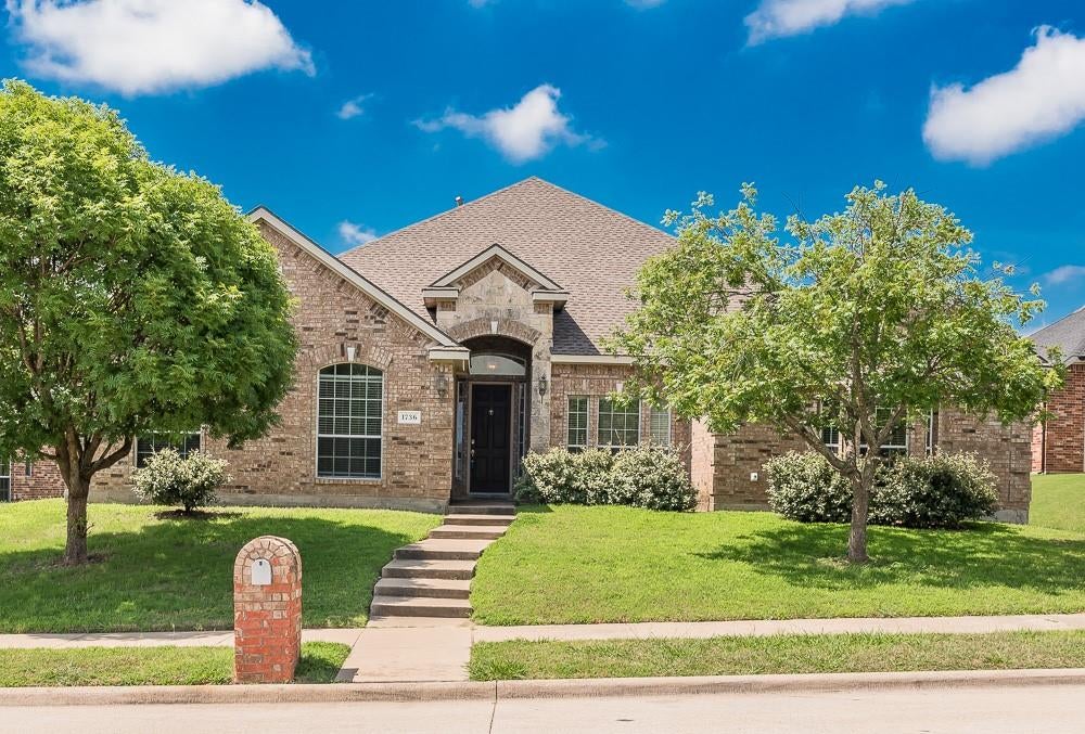 1736 Blue Stream Drive — photo