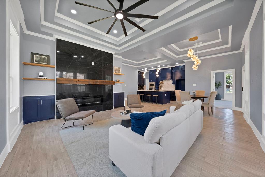 123 Cedar Bend Drive — photo