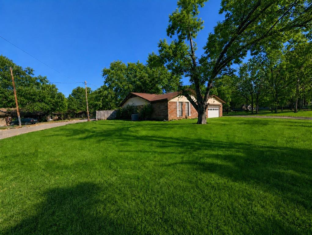 120 Juniper Drive — photo