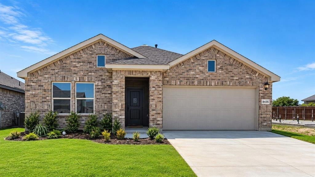 8425 Bluebonnet Bend Road — photo