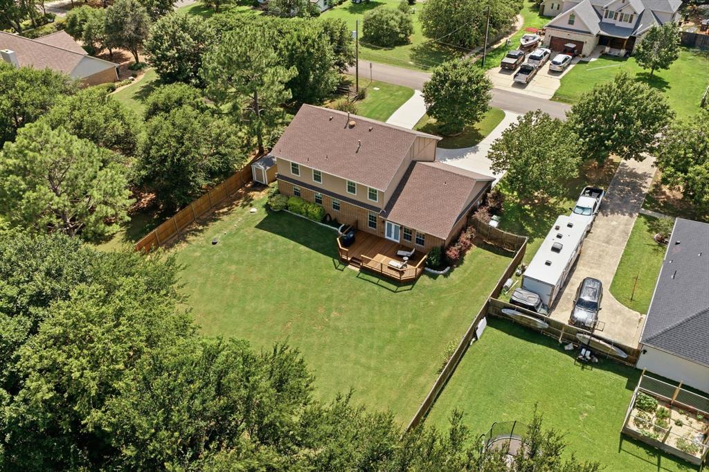 2230 Lake Coves Drive — photo