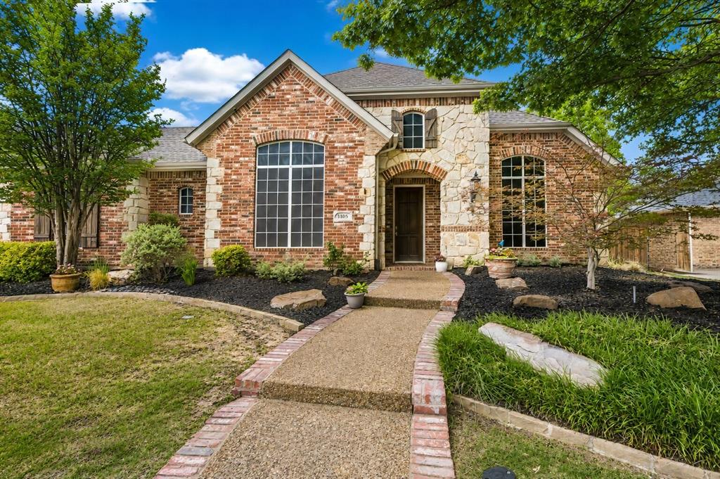 1105 Woodhaven Drive — photo