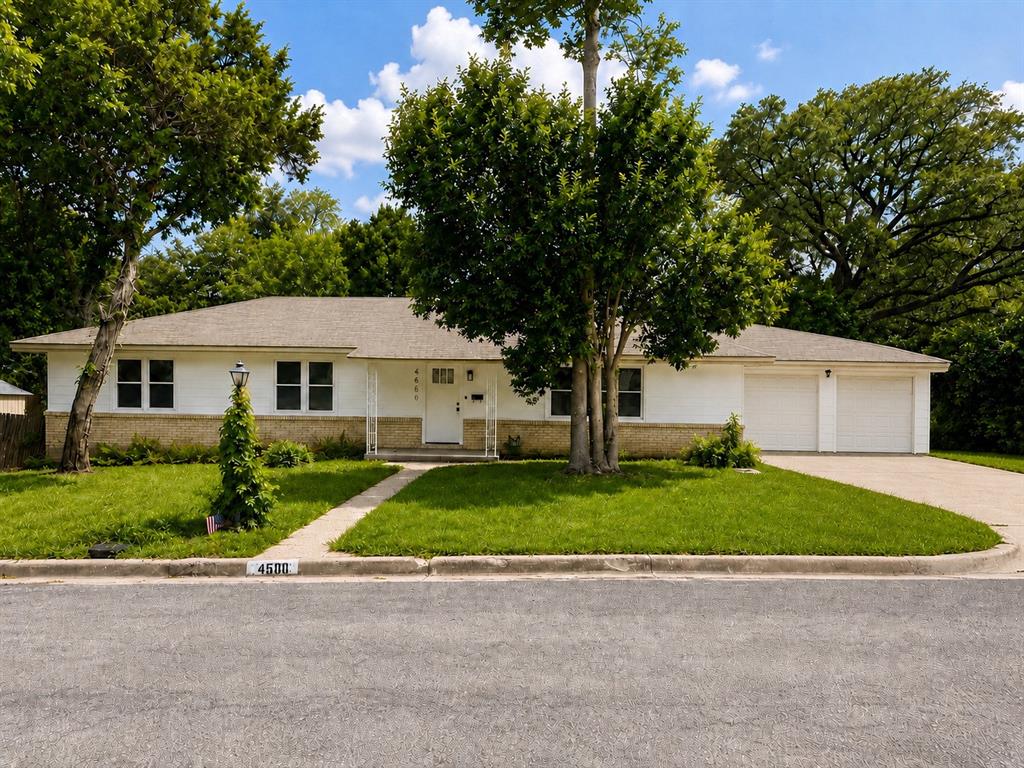4600 Robinwood Drive — photo