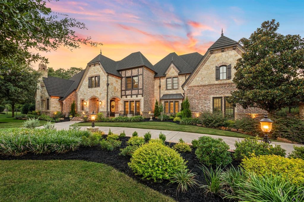 1700 Live Oak Lane — photo