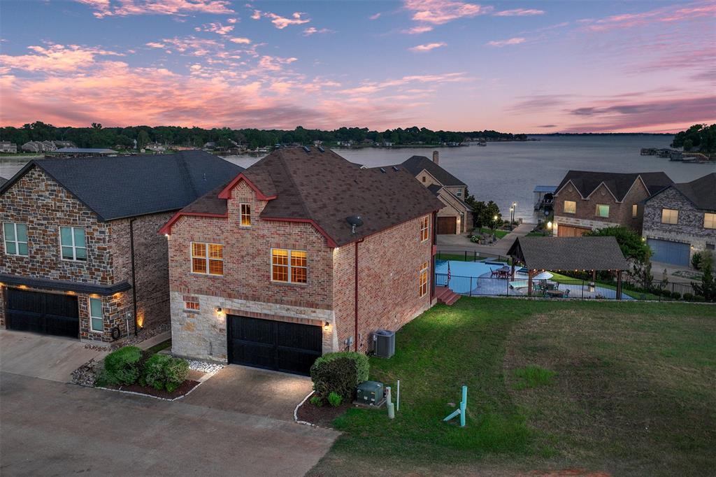 178 Marina Drive — photo