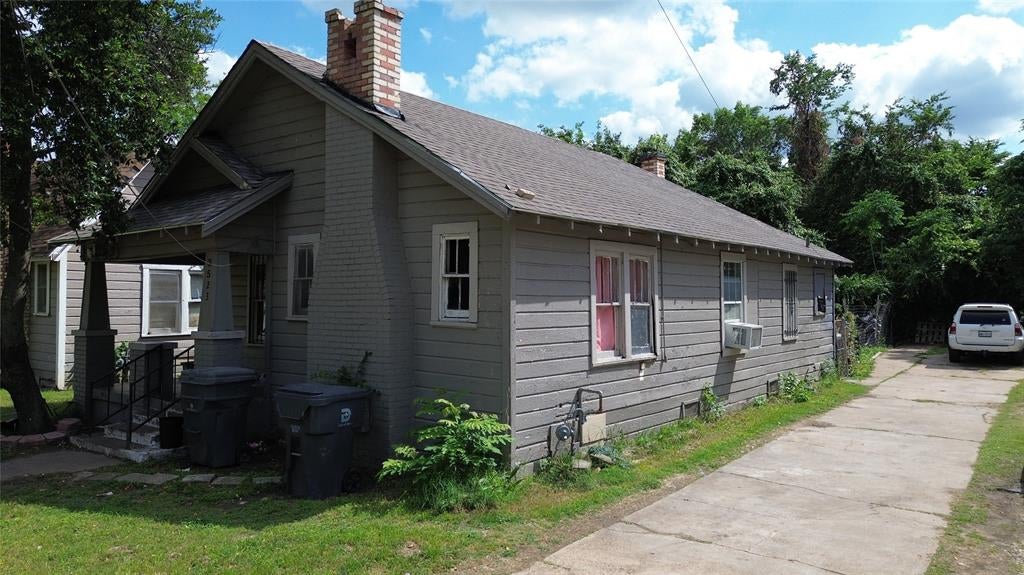 3523 Edgewood Street — photo