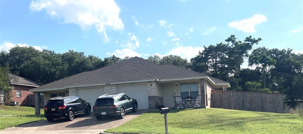 1008 Briar Drive a & B — photo