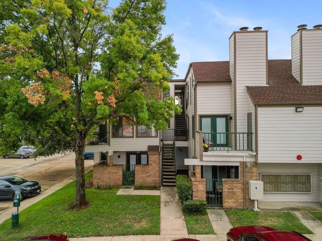 2300 Bamboo Drive N211 — photo